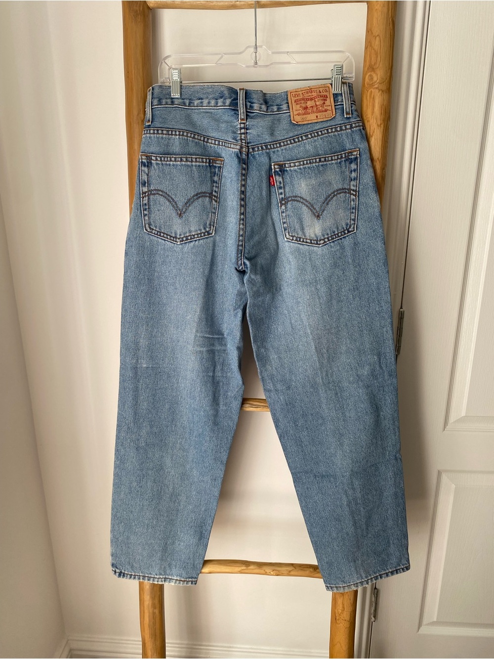 Levis Jeans Mens 30x30 Blue Comfort Fit 560 Relaxed Tapered Denim Baggy Skater